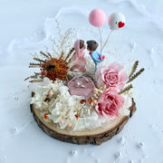 Kissing Promise – Preserved Flower Ring Holder